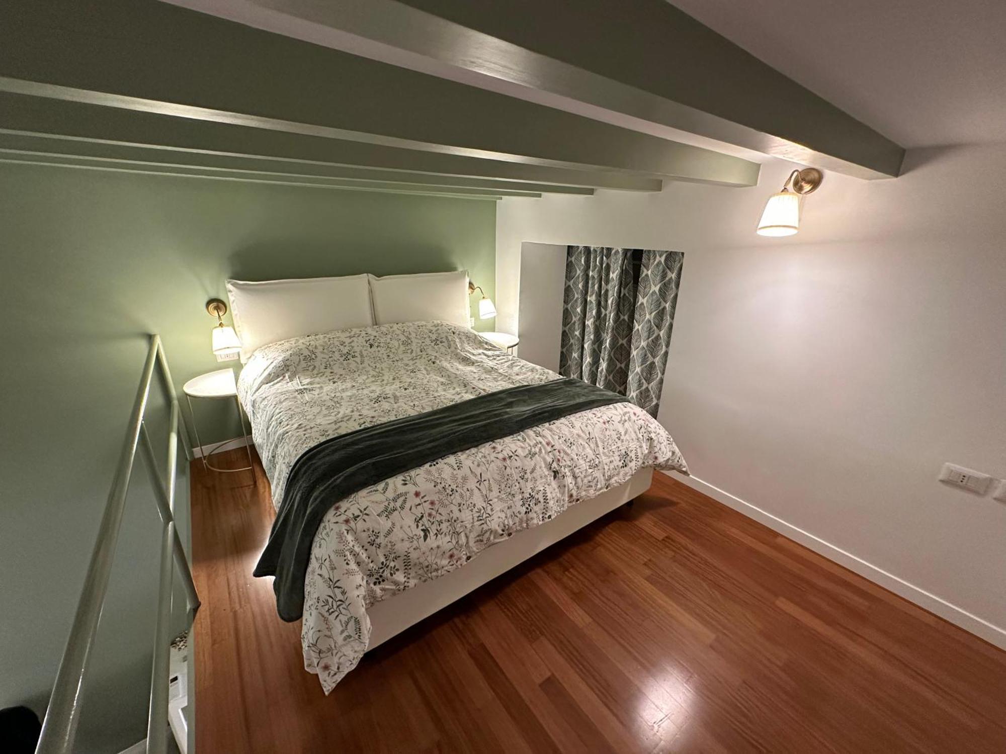 Flowers, A Cozy Suite In Milano Eksteriør bilde